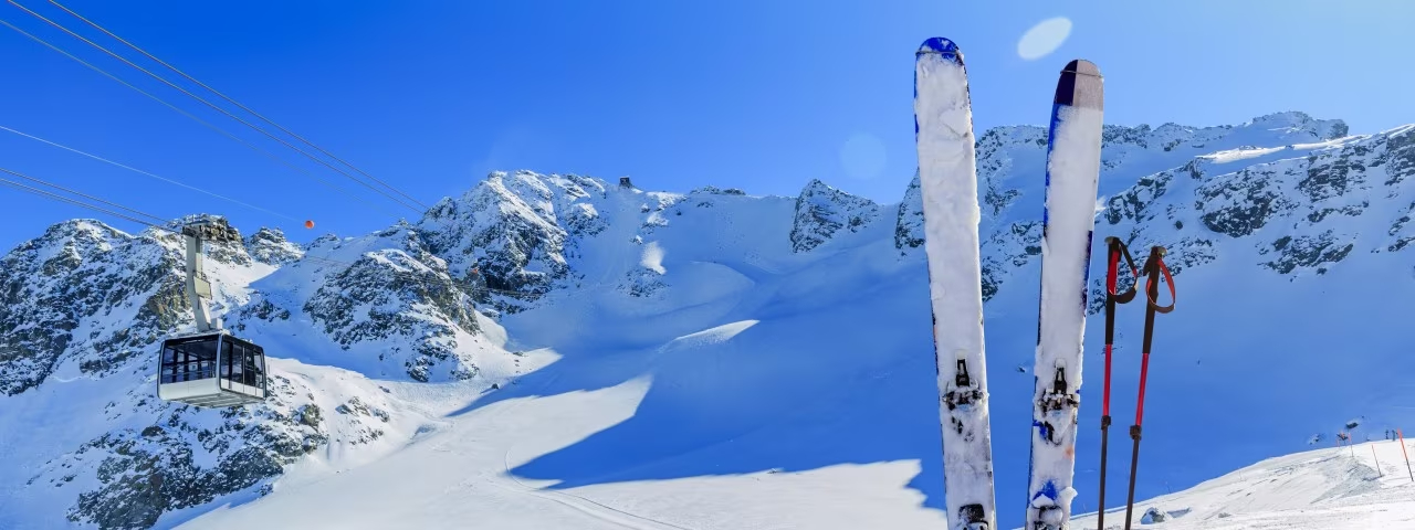 包租中性公务机去滑雪